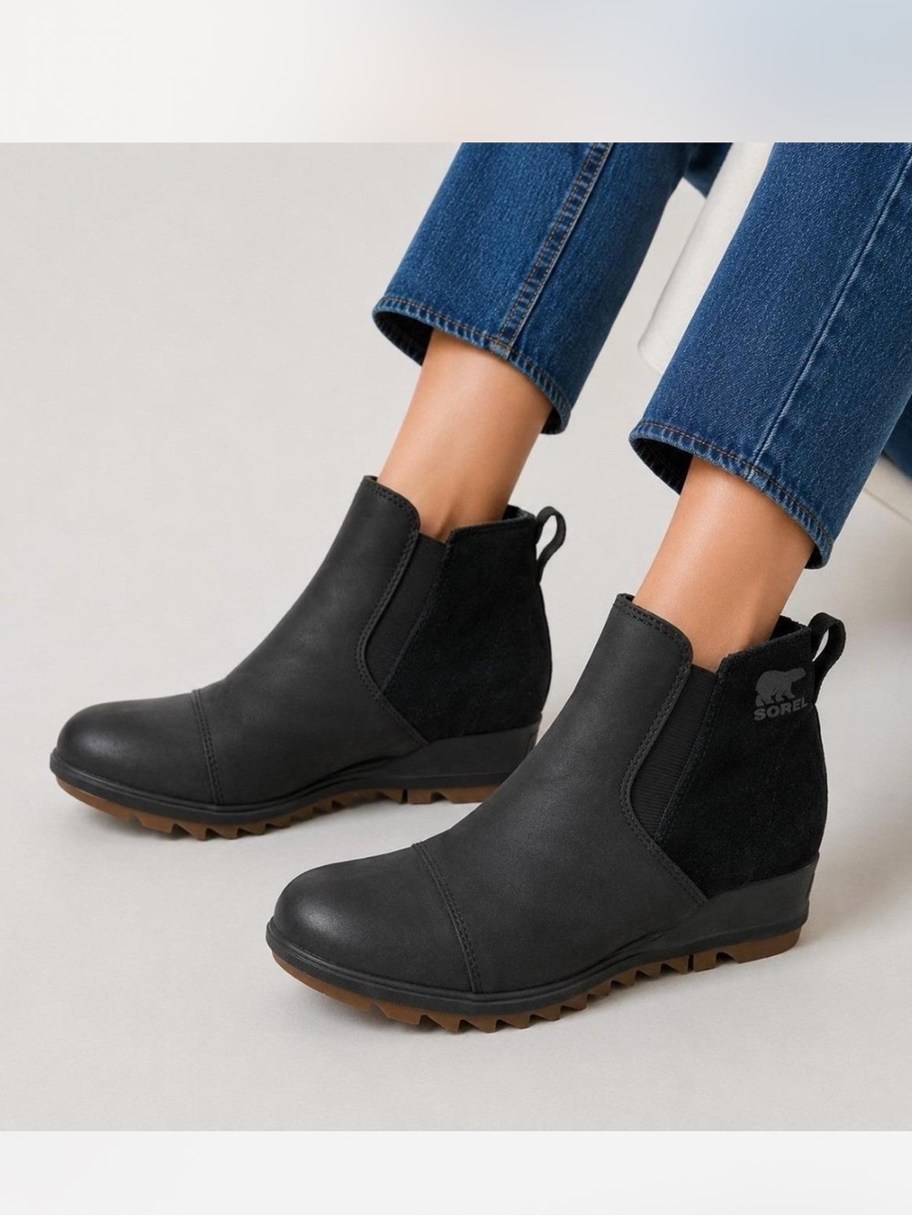 NWOB SOREL Evie Wedge Black Leather & Suede Chelsea Boots Waterproof Size 10